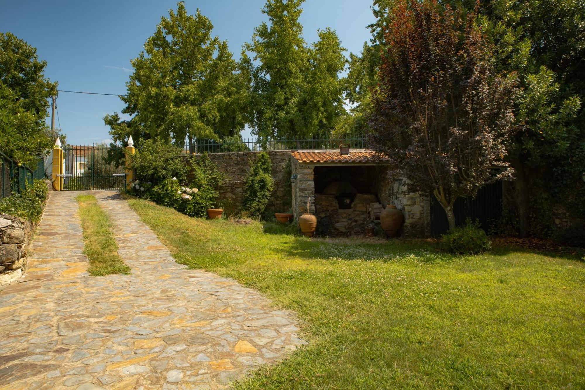 A Sobreirinha Jacuzzi E Pet Friendly Villa Sobreira Formosa Exteriör bild